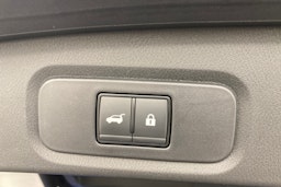 Sininen Nissan Qashqai 2024 kuva 18.