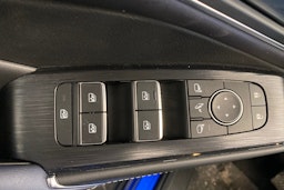 Sininen Nissan Qashqai 2024 kuva 20.