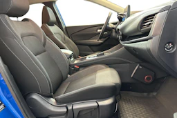 sininen Nissan Qashqai 2024 kuva 8.