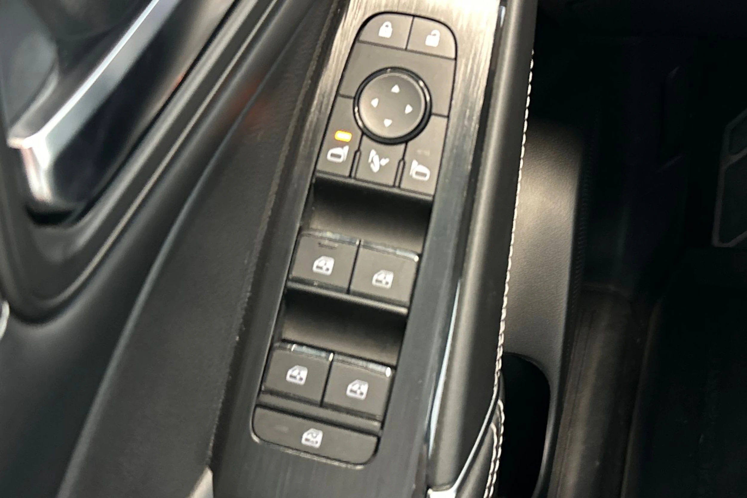 sininen Nissan Qashqai 2024 kuva 13.