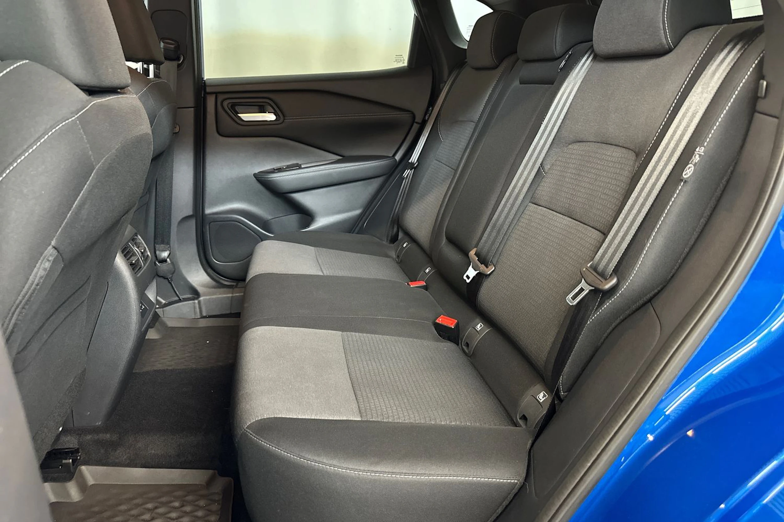 sininen Nissan Qashqai 2024 kuva 25.