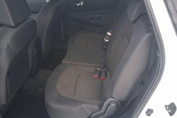 valkoinen Nissan Qashqai+2 2008 kuva 10.