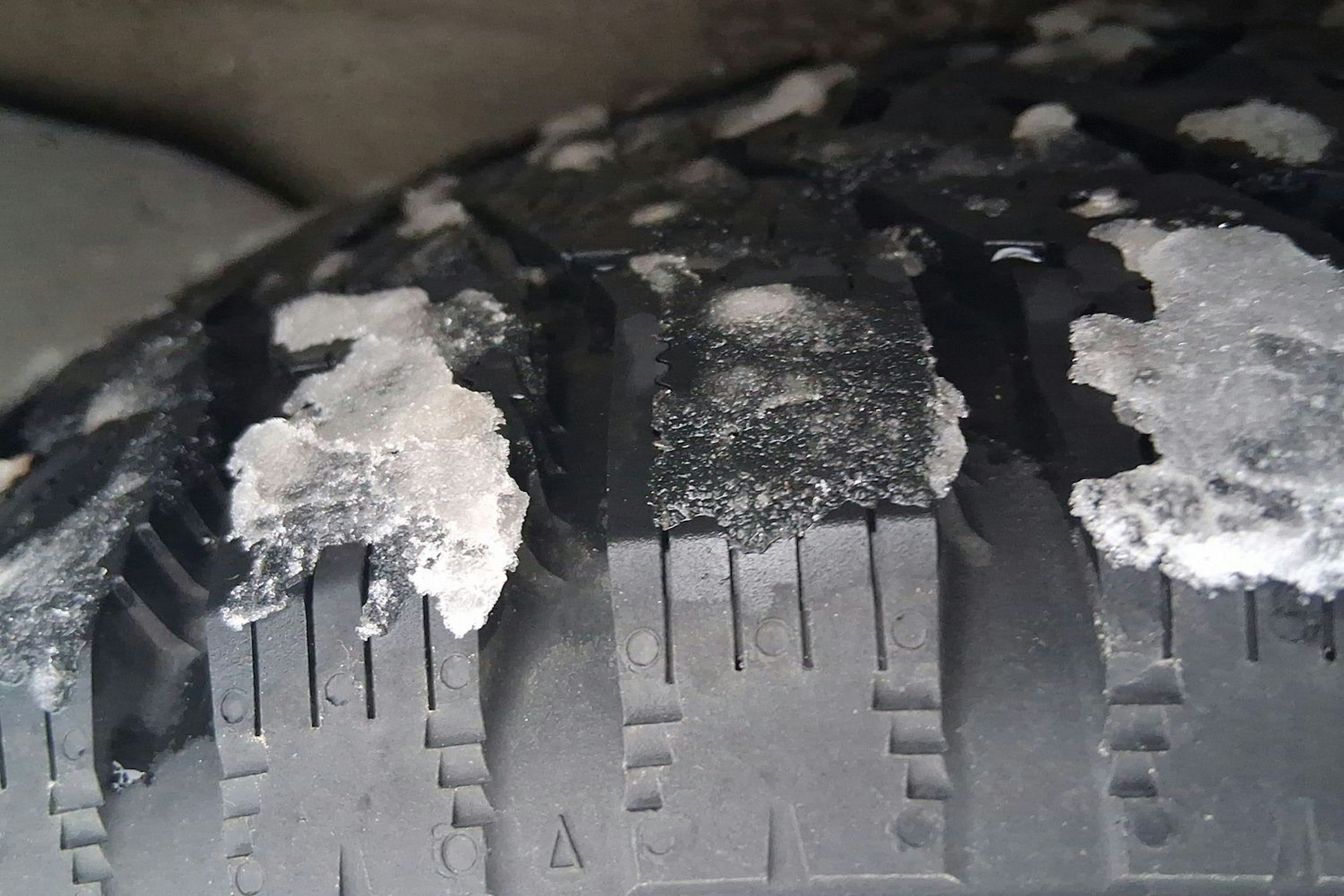 valkoinen Nissan Qashqai+2 2008 kuva 13.