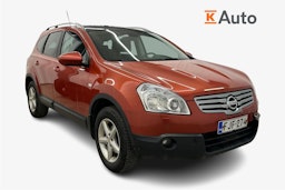 Punainen Nissan Qashqai+2 2009 kuva 1.