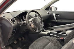 Punainen Nissan Qashqai+2 2009 kuva 7.