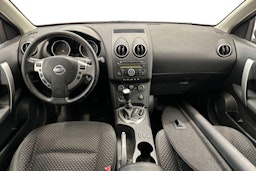 Punainen Nissan Qashqai+2 2009 kuva 9.