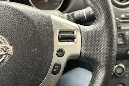 Punainen Nissan Qashqai+2 2009 kuva 15.