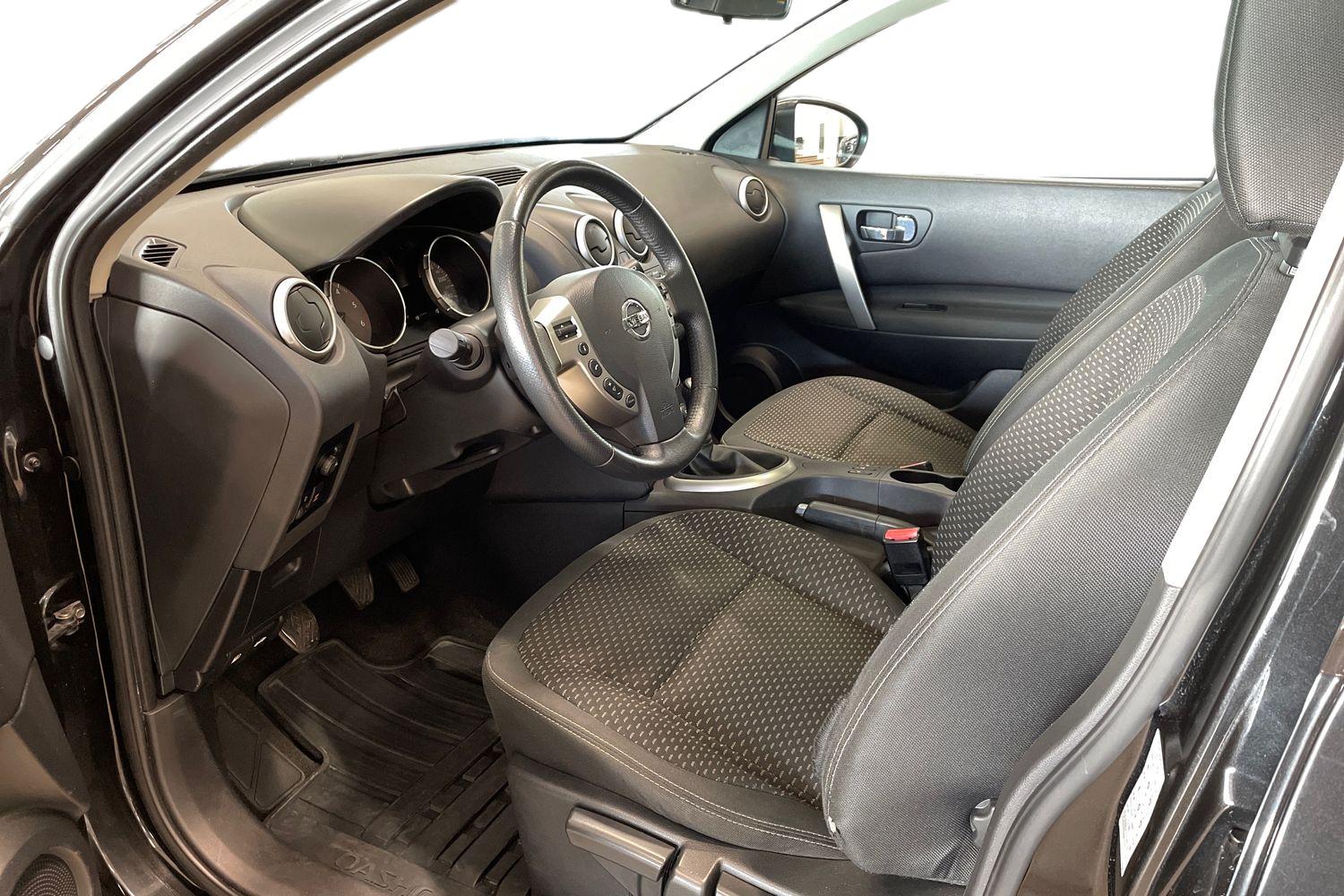 Nissan Qashqai+2 2009, kuva 7/26