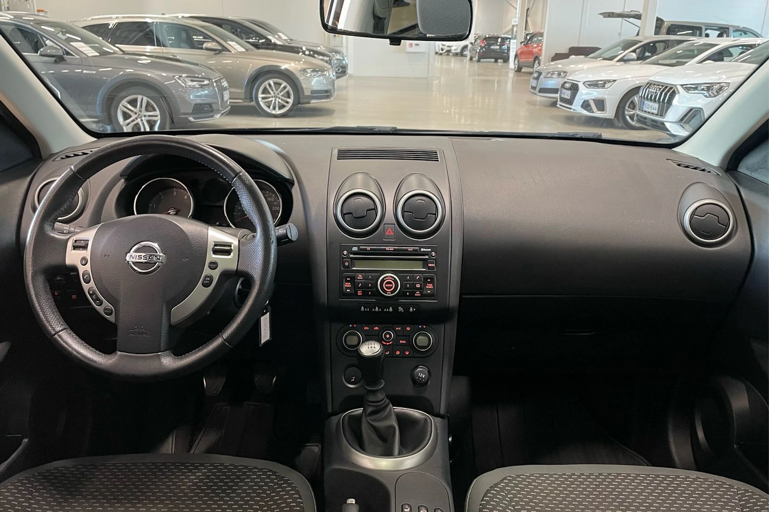 musta Nissan Qashqai+2 2009 kuva 11.