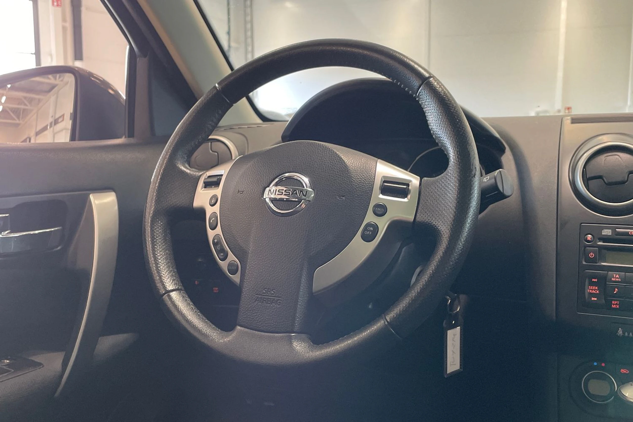 musta Nissan Qashqai+2 2009 kuva 12.