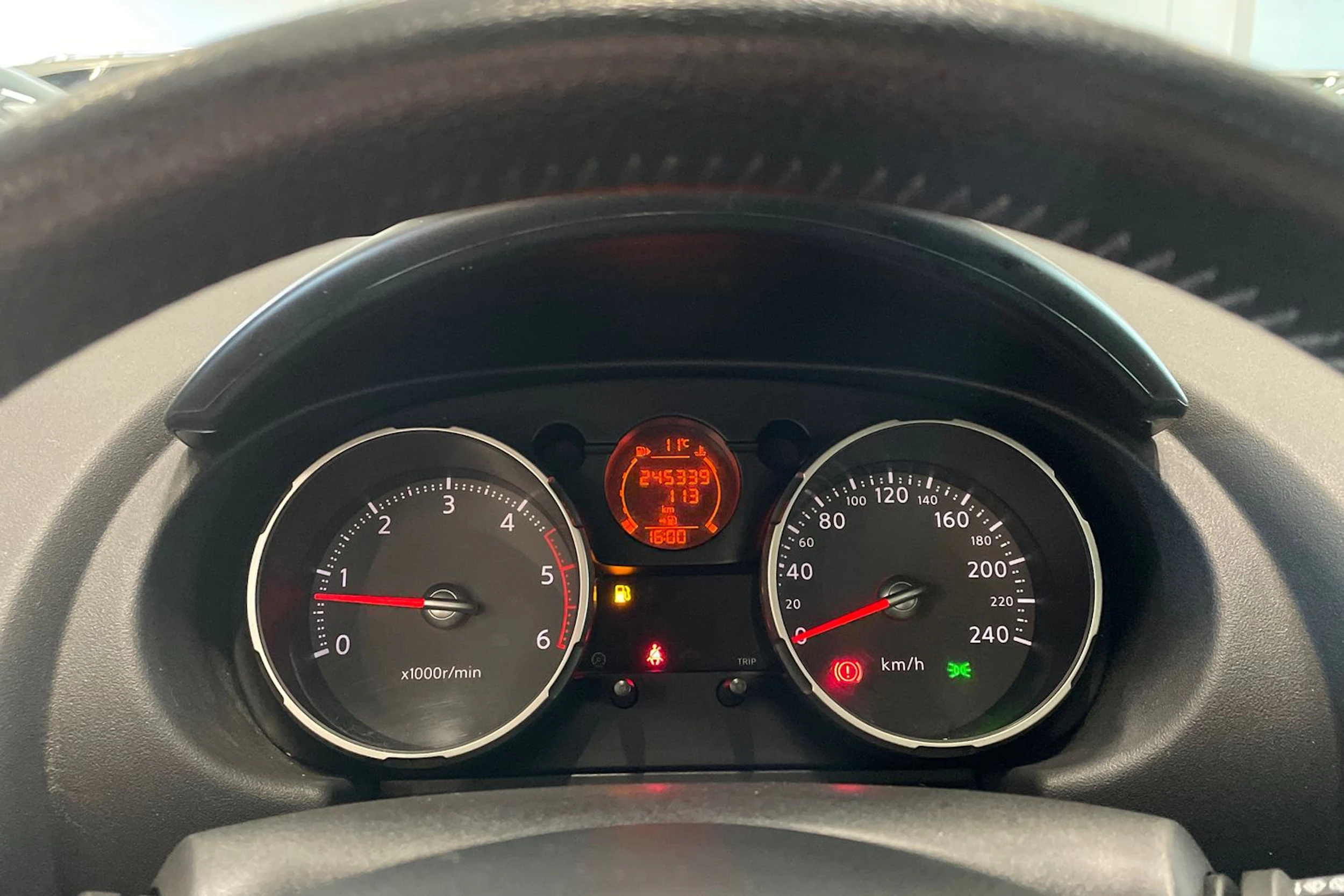 musta Nissan Qashqai+2 2009 kuva 13.