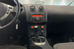 musta Nissan Qashqai+2 2009 kuva 16.