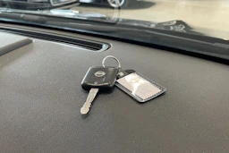 musta Nissan Qashqai+2 2009 kuva 26.