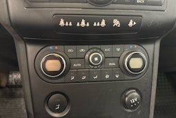musta Nissan Qashqai+2 2009 kuva 15.