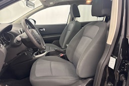 Musta Nissan Qashqai+2 2010 kuva 14.