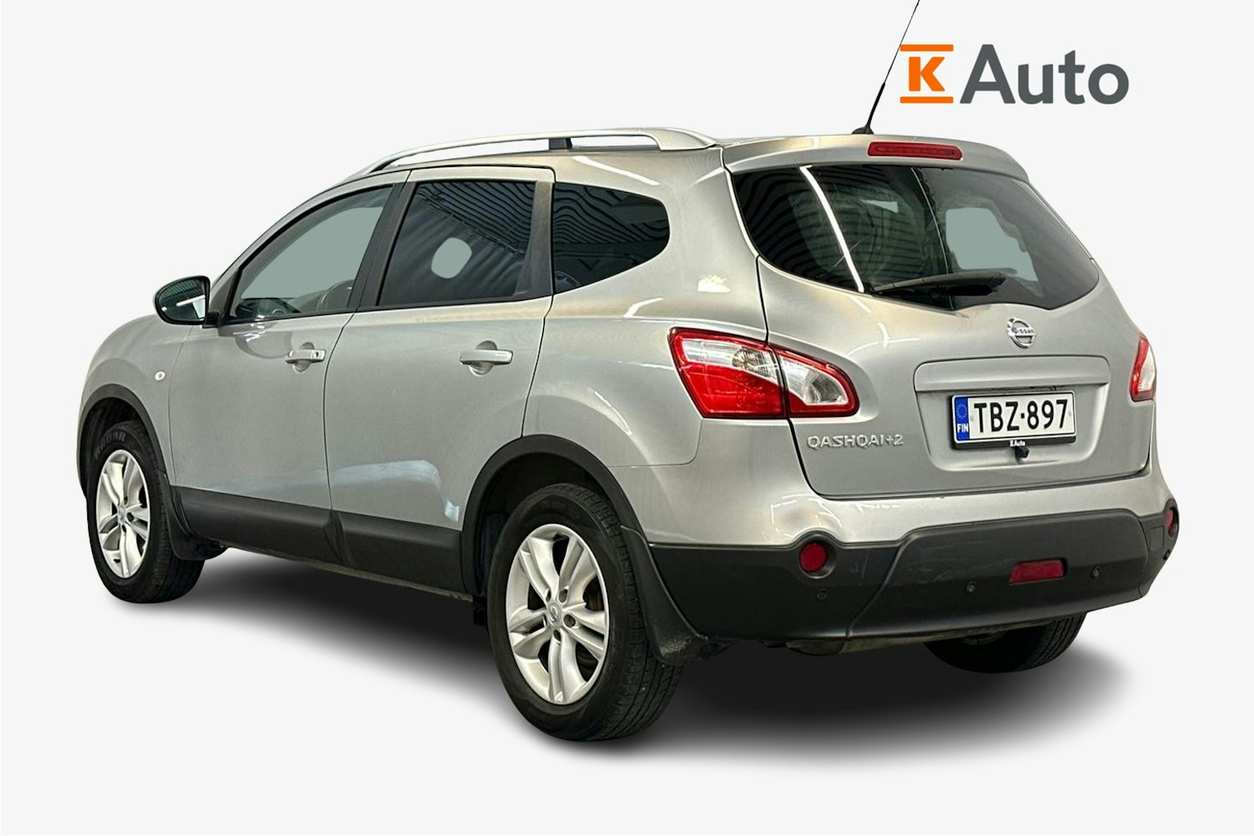 Hopea Nissan Qashqai+2 2010 kuva 2.