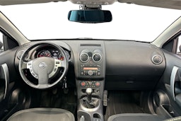 Hopea Nissan Qashqai+2 2010 kuva 9.