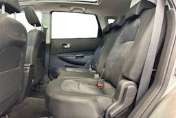 Hopea Nissan Qashqai+2 2010 kuva 10.