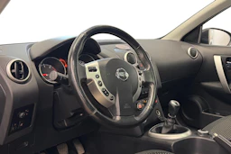 musta Nissan Qashqai+2 2010 kuva 8.