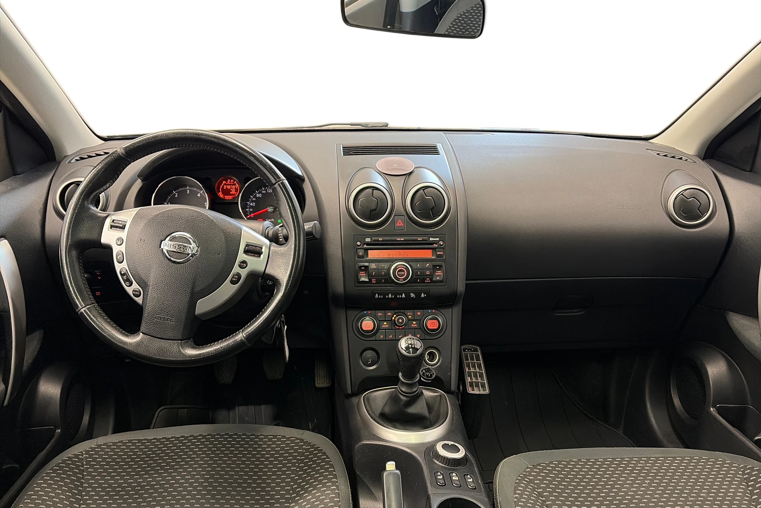 musta Nissan Qashqai+2 2010 kuva 9.