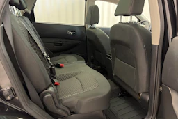 musta Nissan Qashqai+2 2010 kuva 17.