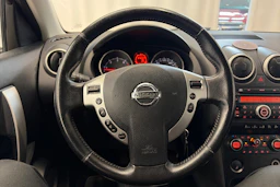 musta Nissan Qashqai+2 2010 kuva 19.