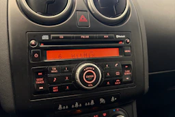 musta Nissan Qashqai+2 2010 kuva 20.