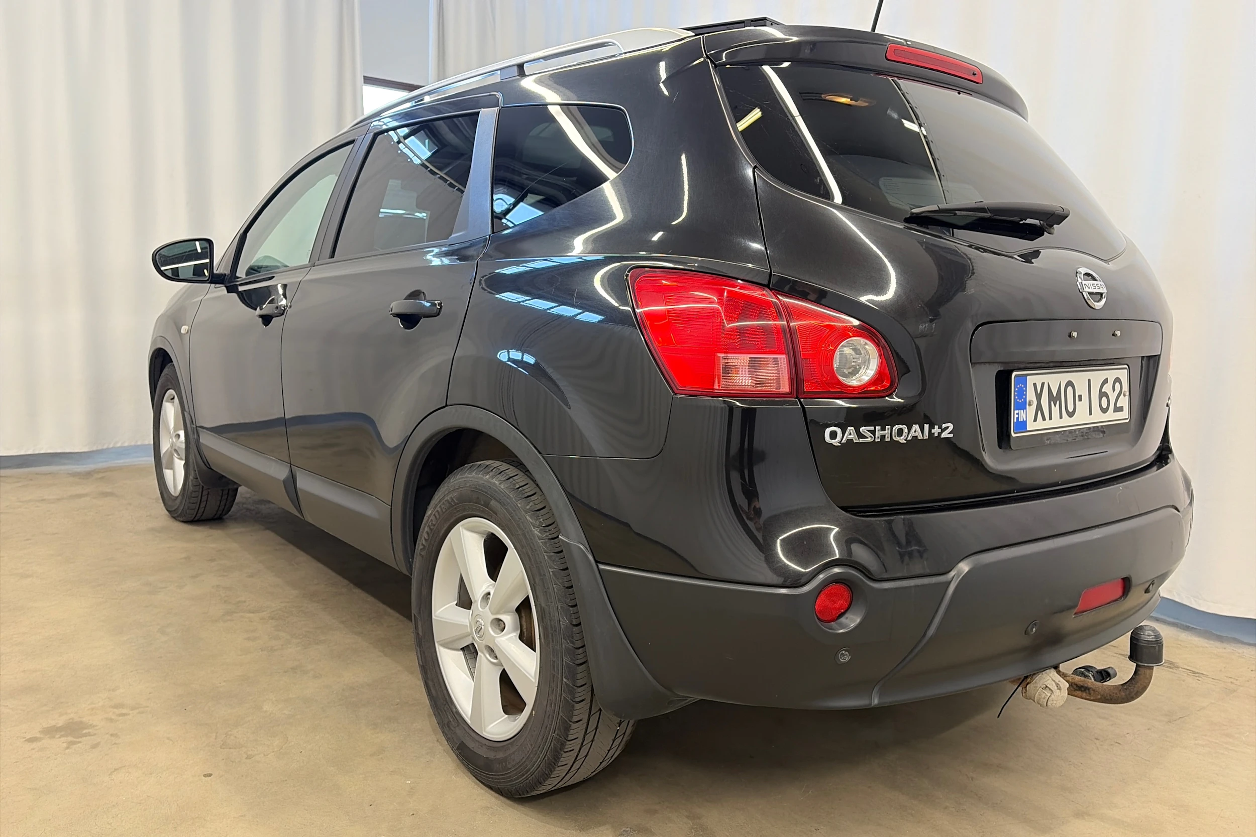 musta Nissan Qashqai+2 2010 kuva 31.