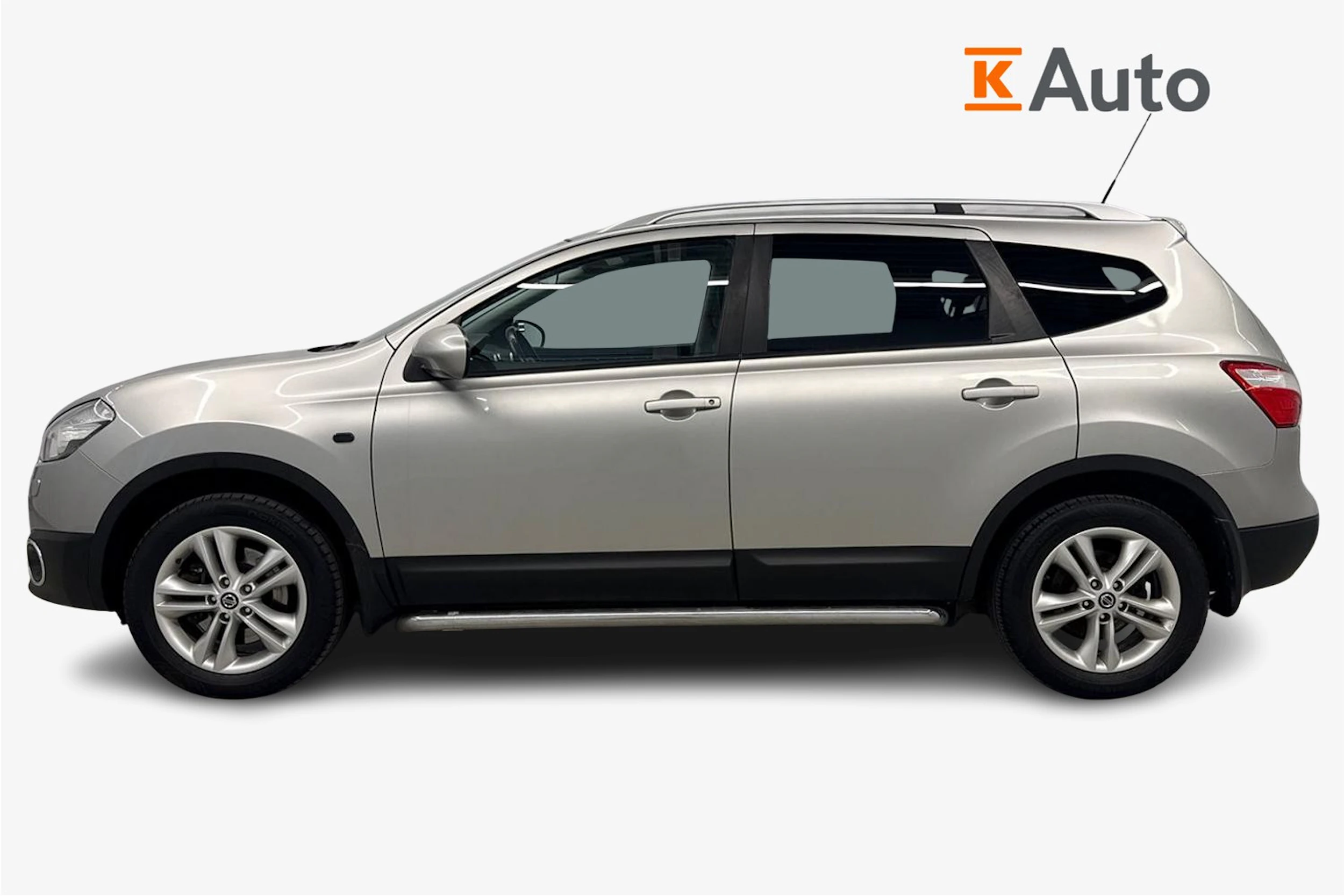 hopea Nissan Qashqai+2 2010 kuva 7.