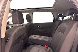 hopea Nissan Qashqai+2 2010 kuva 11.
