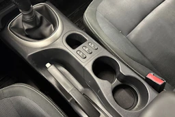 hopea Nissan Qashqai+2 2010 kuva 22.