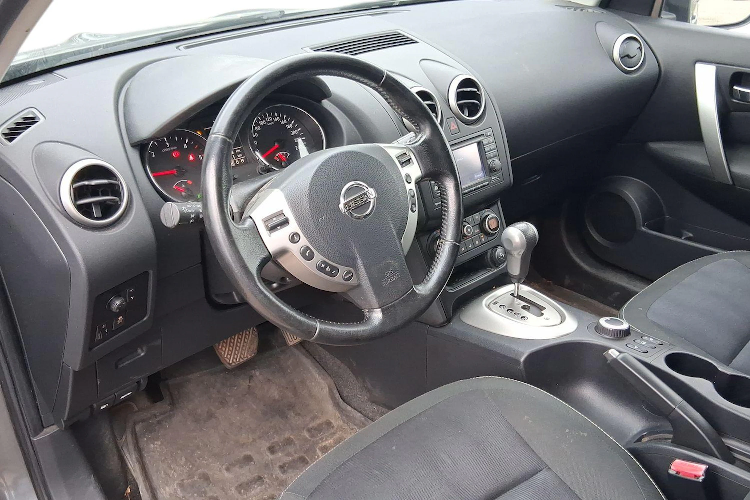 met. harmaa Nissan Qashqai+2 2011 kuva 3.