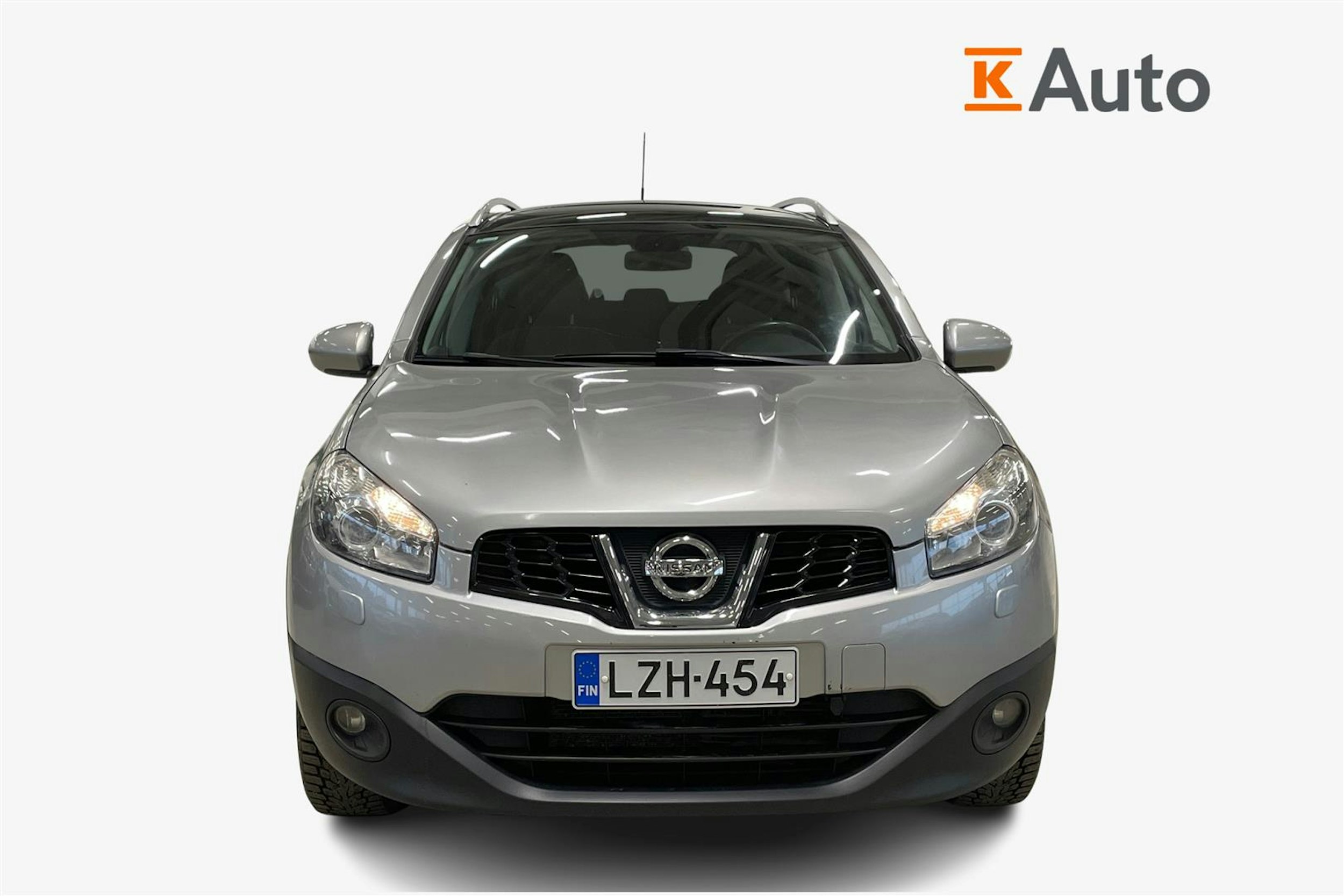 hopea Nissan Qashqai+2 2011 kuva 4.