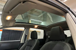 harmaa Nissan Qashqai+2 2011 kuva 16.