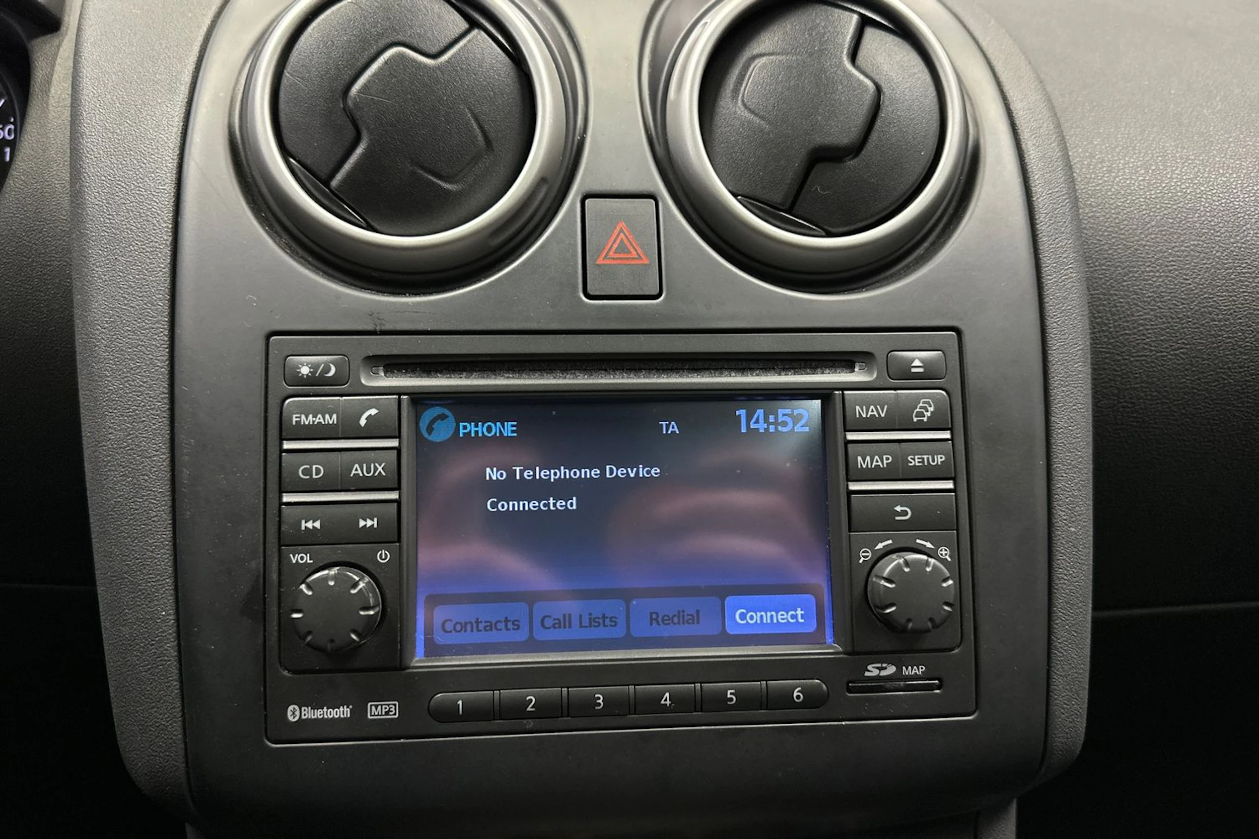 harmaa Nissan Qashqai+2 2011 kuva 19.