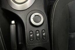harmaa Nissan Qashqai+2 2011 kuva 21.