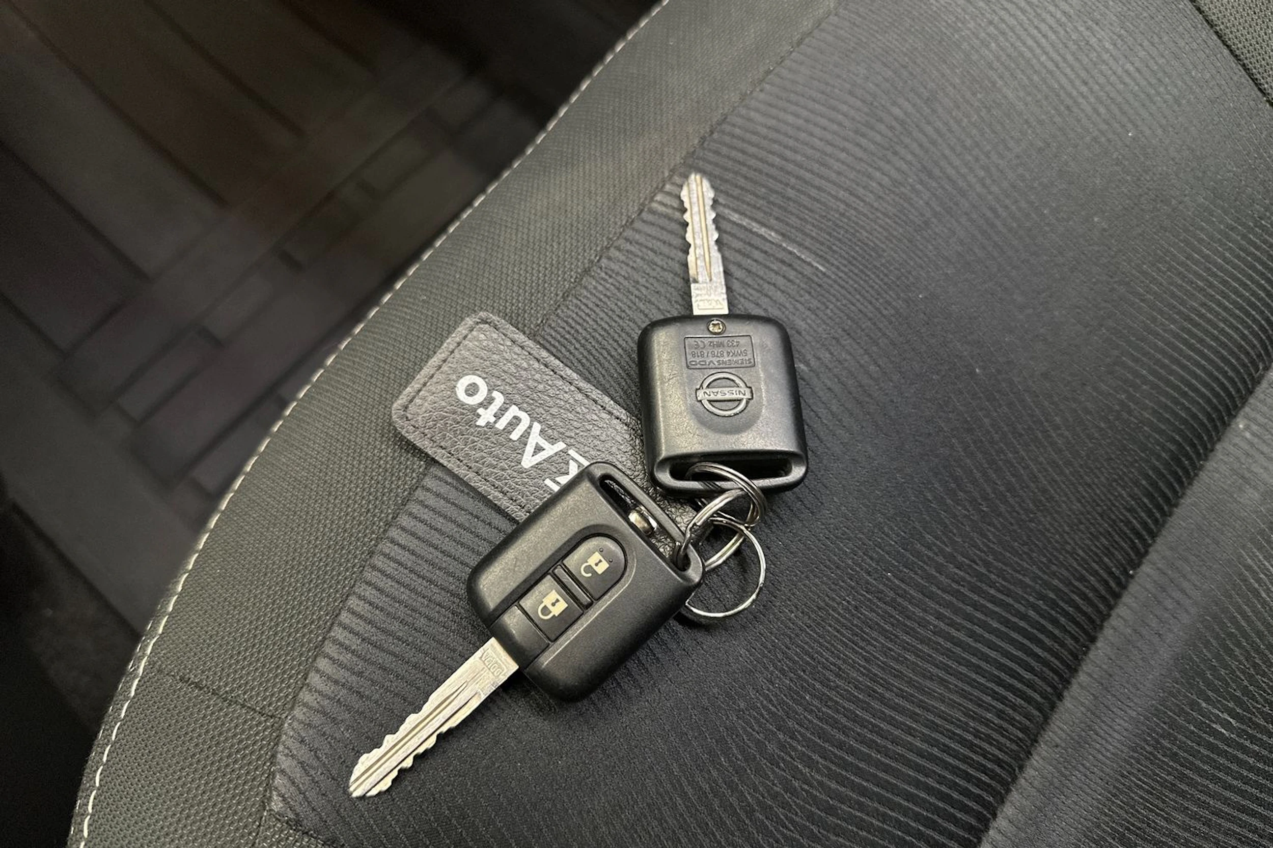 harmaa Nissan Qashqai+2 2011 kuva 27.