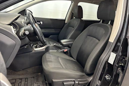 musta Nissan Qashqai+2 2011 kuva 14.