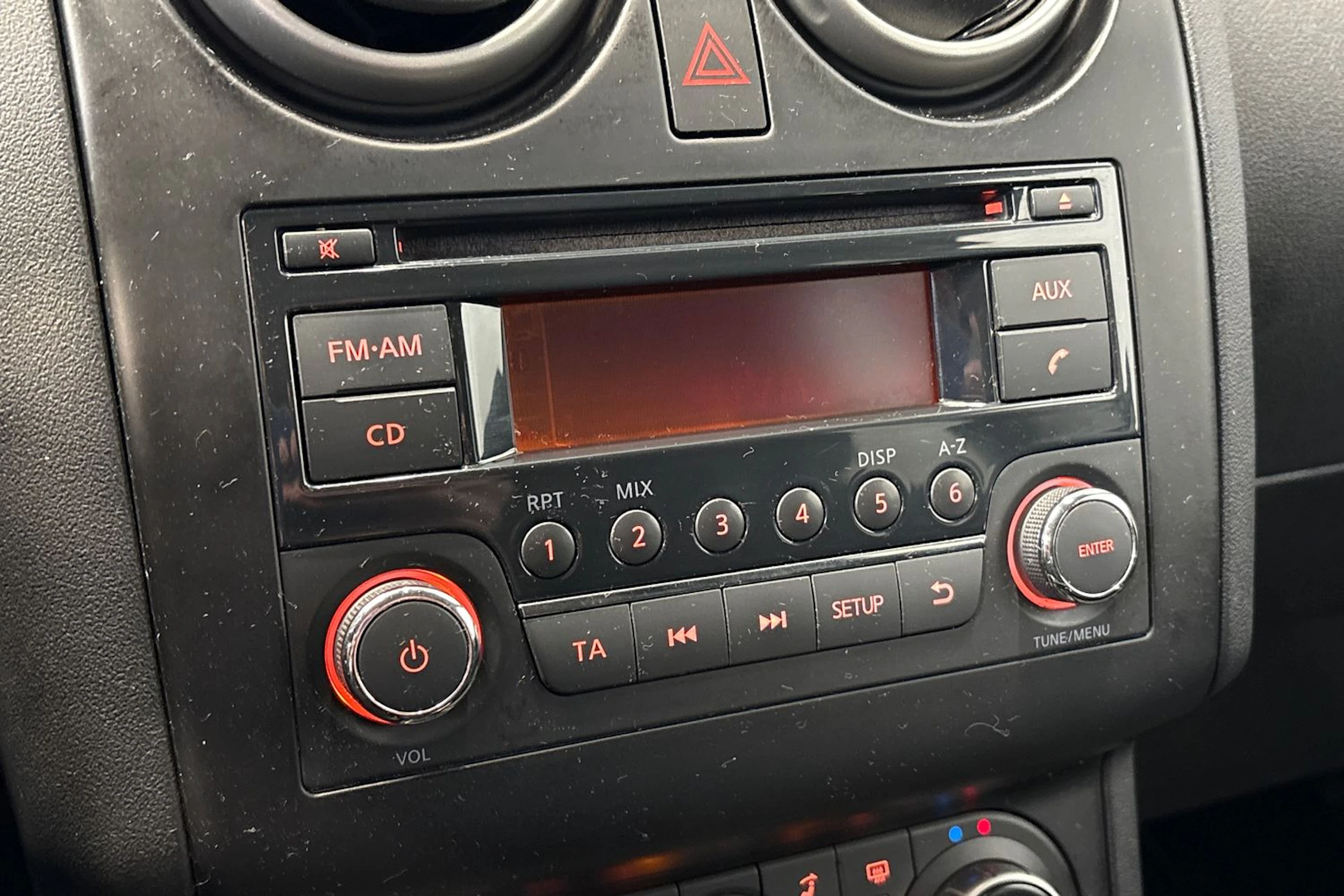 musta Nissan Qashqai+2 2011 kuva 16.