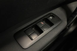 musta Nissan Qashqai+2 2011 kuva 21.