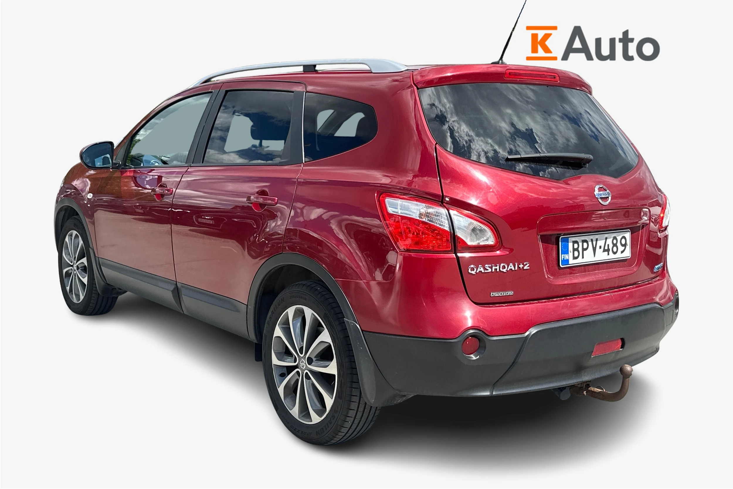 punainen Nissan Qashqai+2 2012 kuva 2.