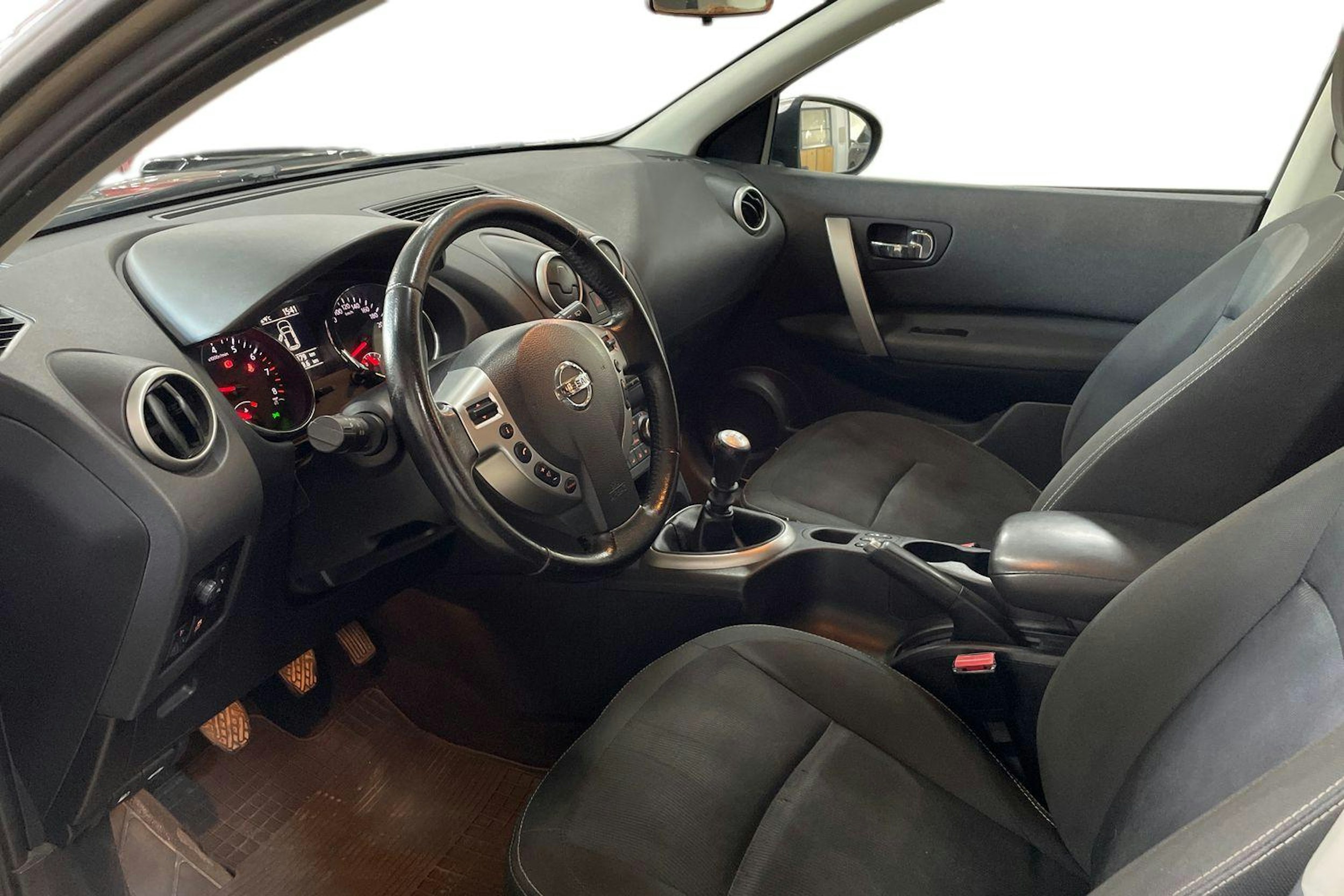 Ruskea (beige) Nissan Qashqai+2 2012 kuva 7.