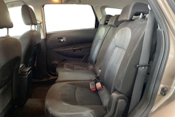Ruskea (beige) Nissan Qashqai+2 2012 kuva 10.