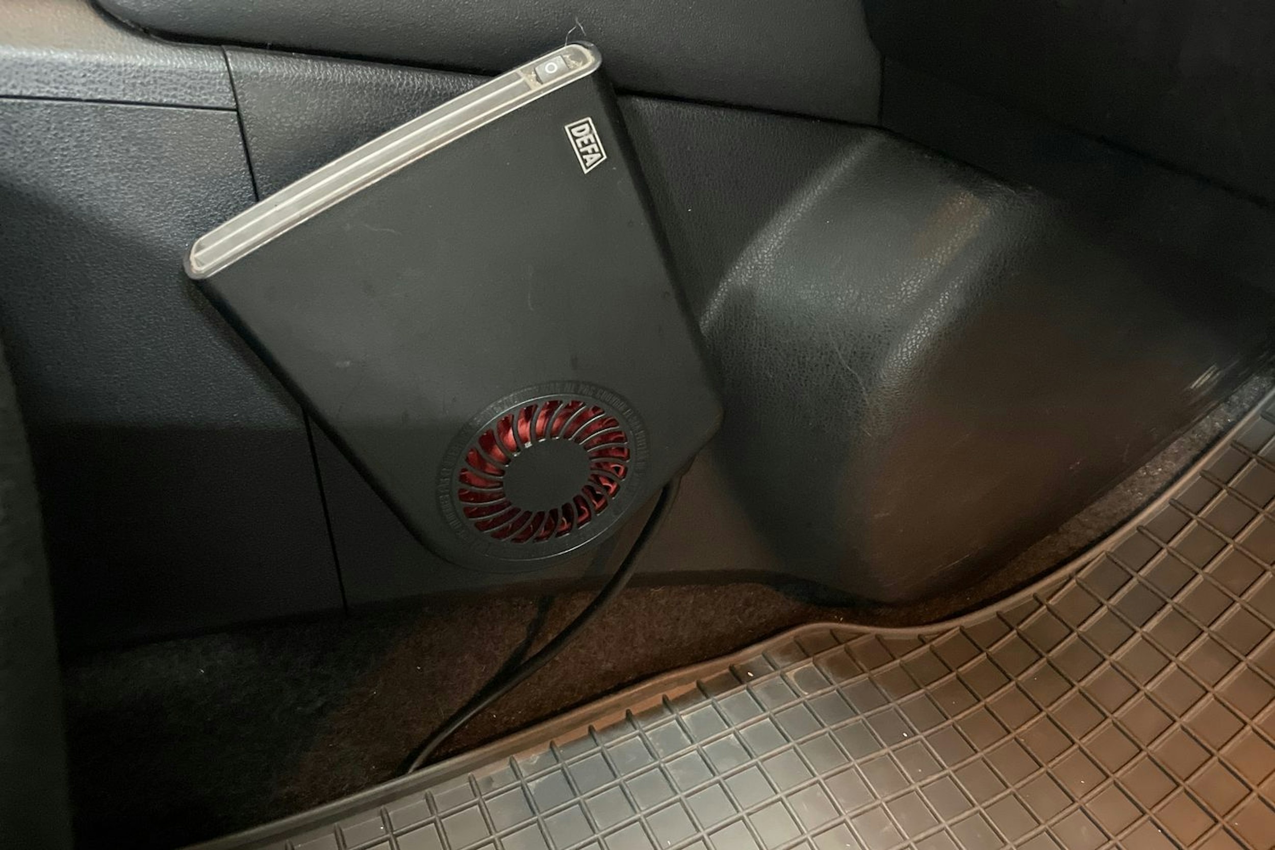 Ruskea (beige) Nissan Qashqai+2 2012 kuva 20.