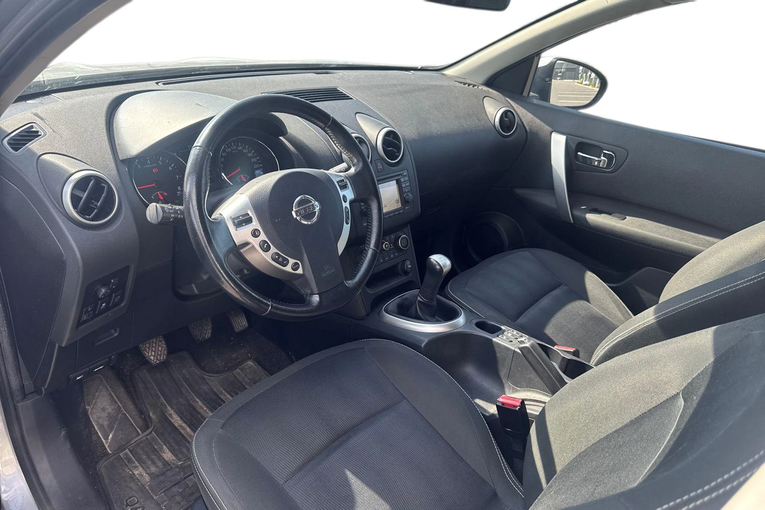 hopea Nissan Qashqai+2 2012 kuva 3.
