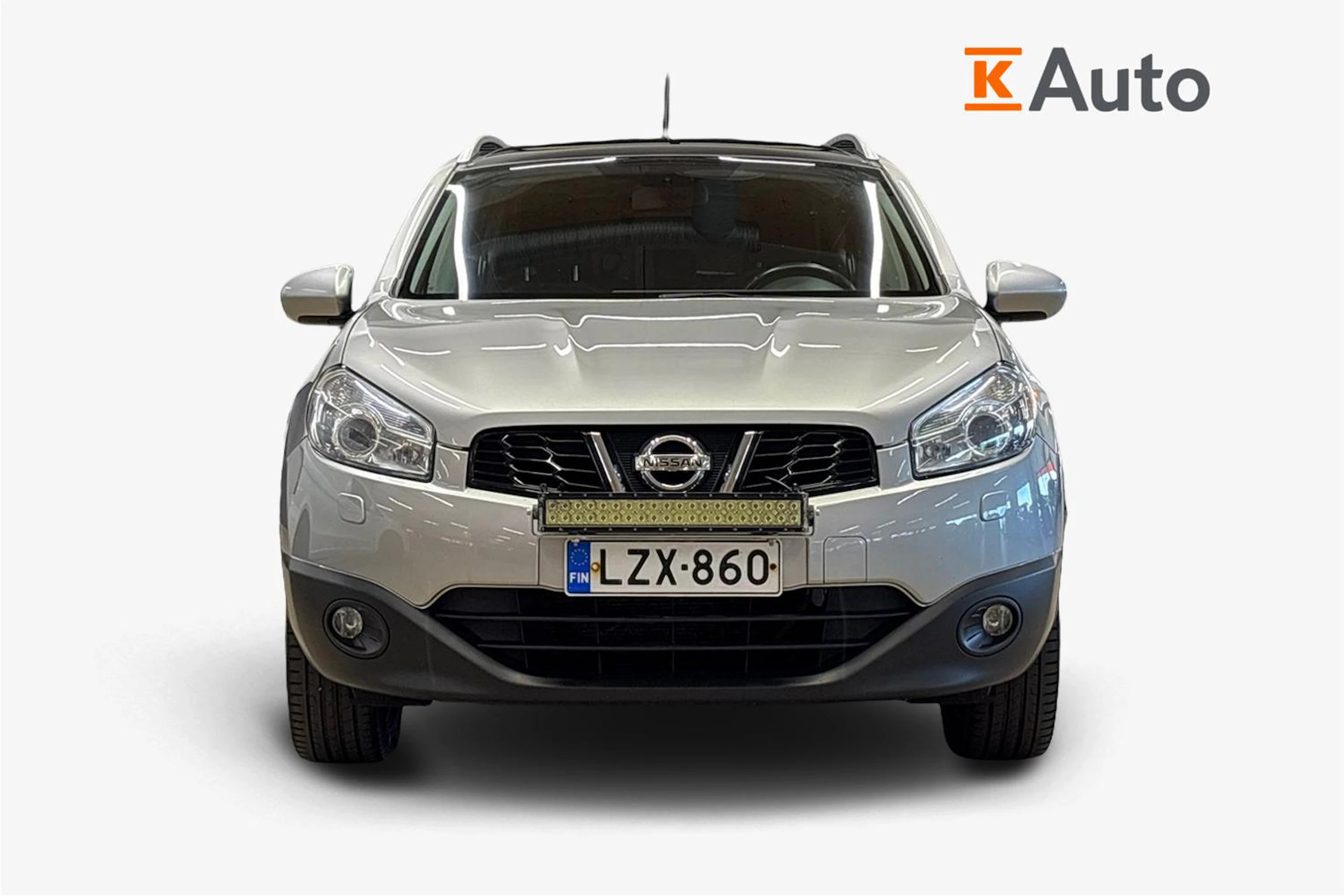 hopea Nissan Qashqai+2 2012 kuva 4.