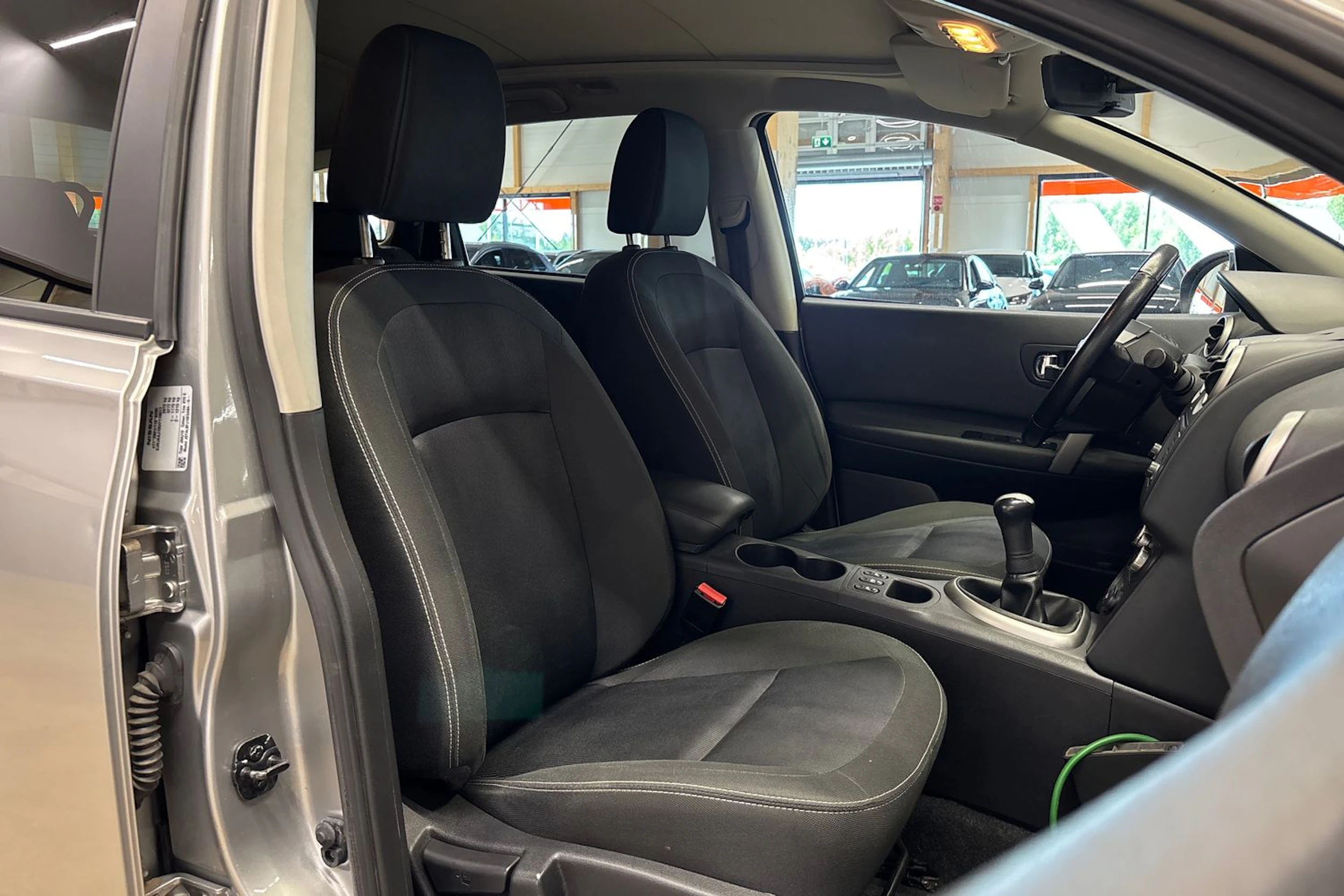 hopea Nissan Qashqai+2 2012 kuva 11.