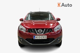 punainen Nissan Qashqai+2 2012 kuva 4.