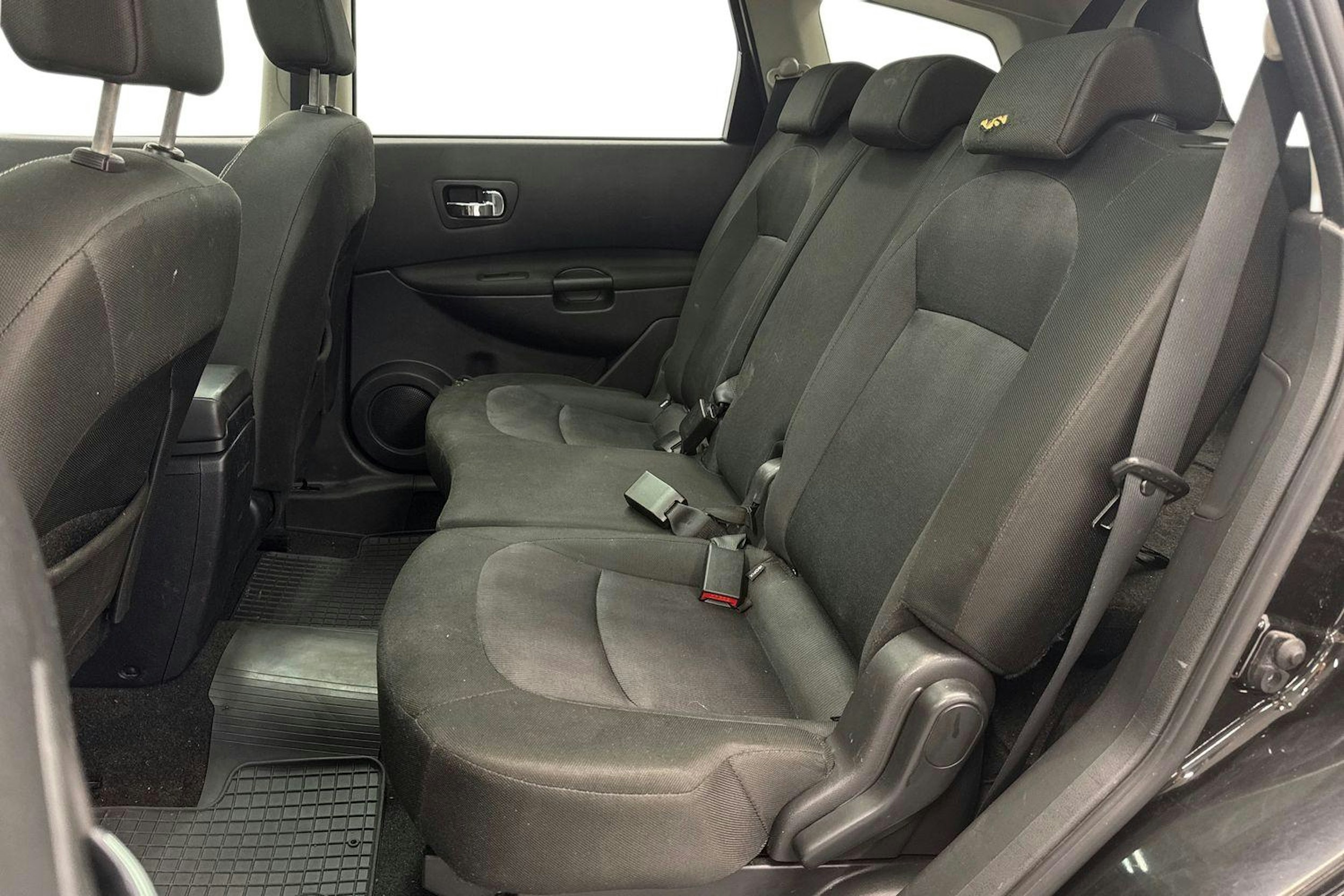 musta Nissan Qashqai+2 2012 kuva 10.