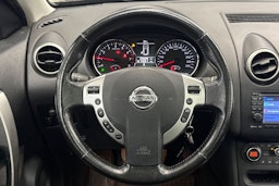 musta Nissan Qashqai+2 2012 kuva 14.